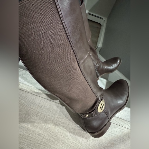 Tommy Hilfiger Boots - Picture 9 of 13